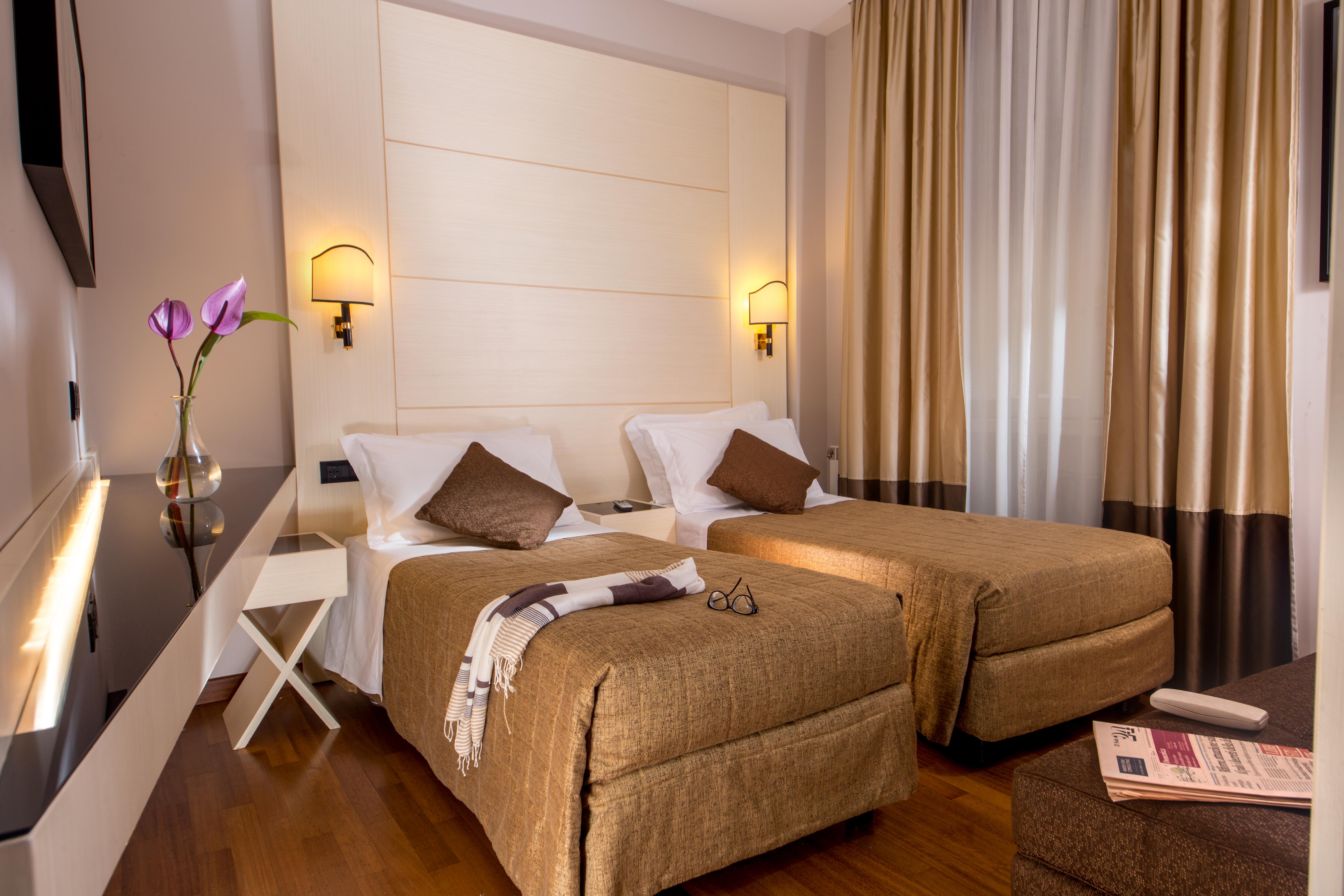 Hotel Oxford Roma Esterno foto